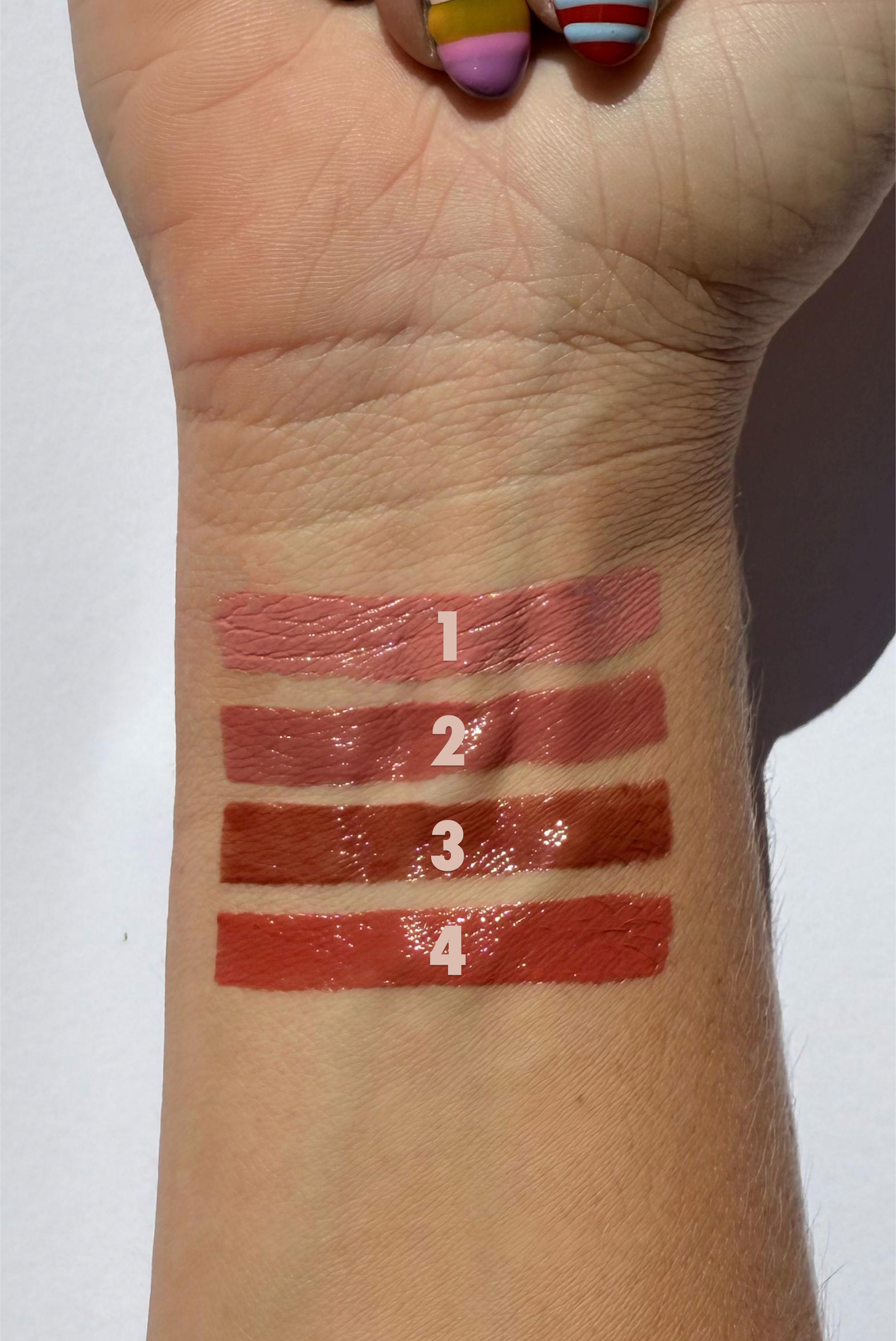 LABIAL COLOR GLOW