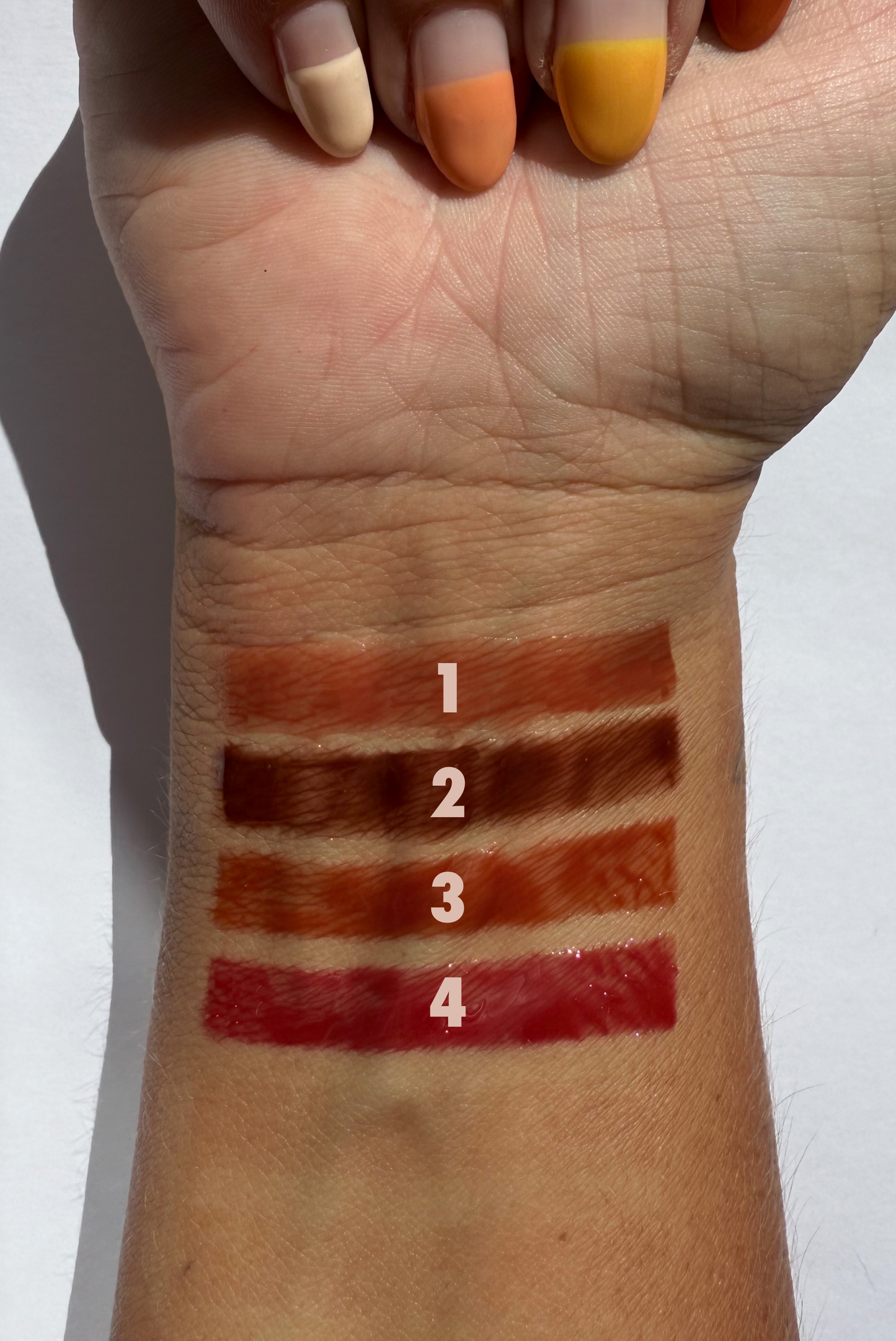BRILLO LABIAL